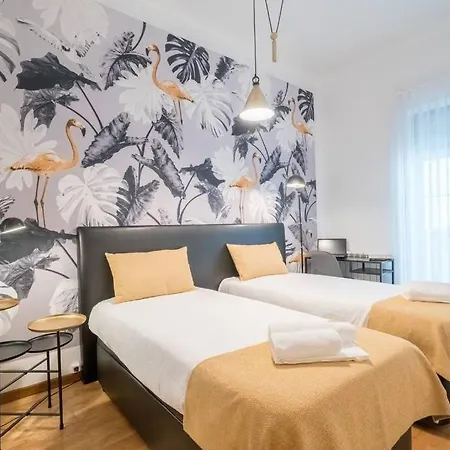 Beautiful Apartment Near The Center Of Lisbon Exterior photo